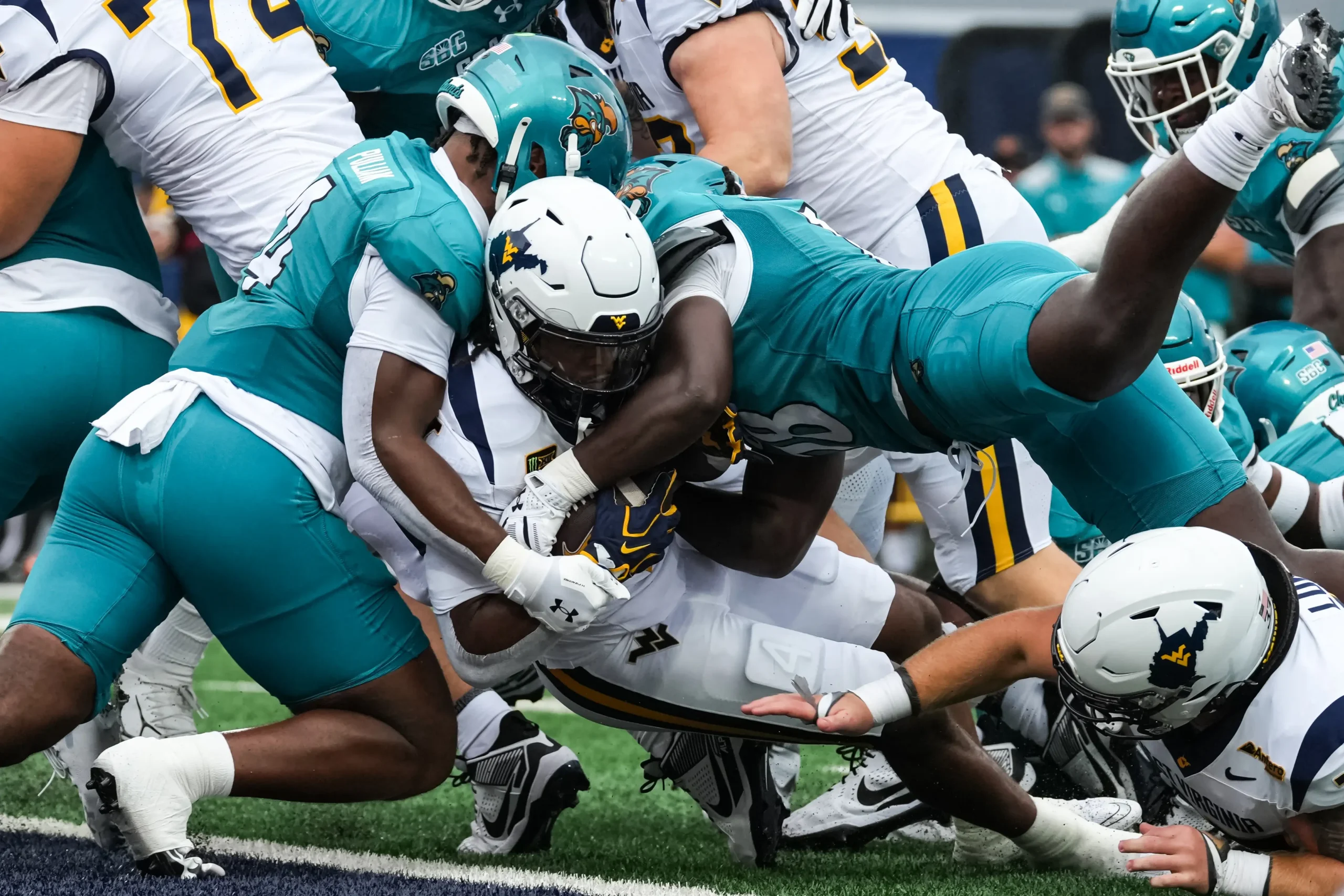 Coastal carolina v west virginia morgantown west virginia september 05 running 1