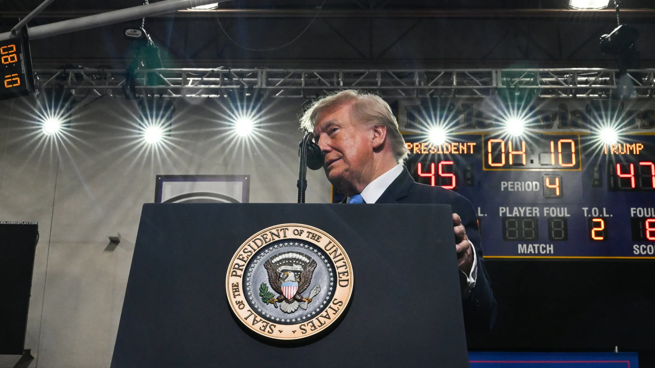 03pol trump husted data centers videosixteenbynine3000