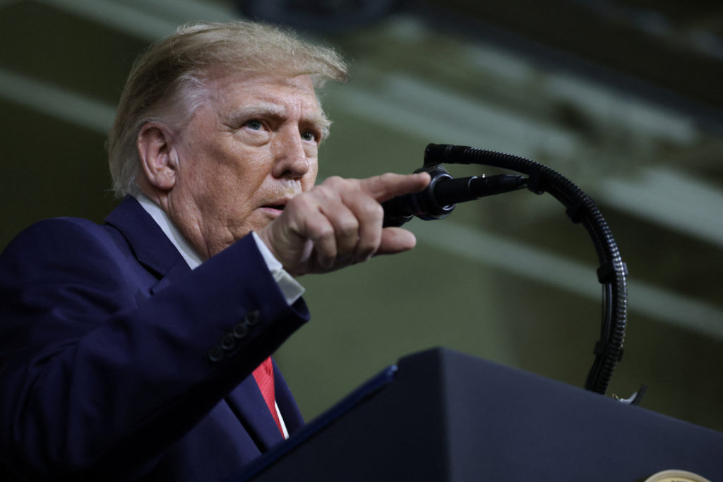 2026 10 01t221749z 676556222 rc2munabvhhz rtrmadp 3 usa trump