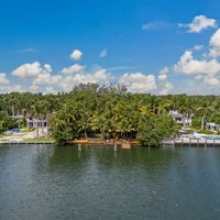 5725 n bayshore dr 13200xx4096 4096 683 0