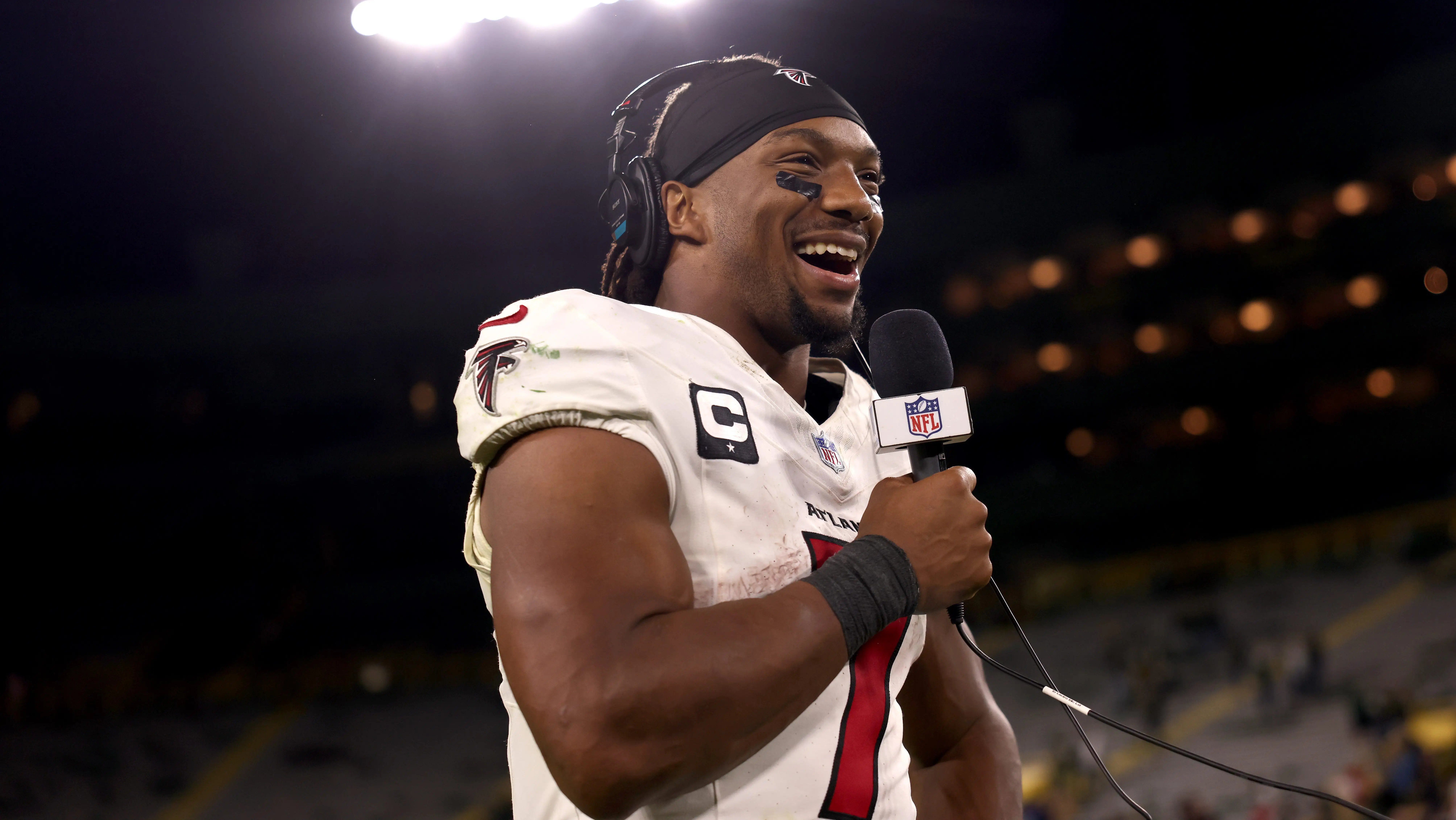 Atlanta falcons v green bay packers green bay wisconsin september 24 5 e1790350325698