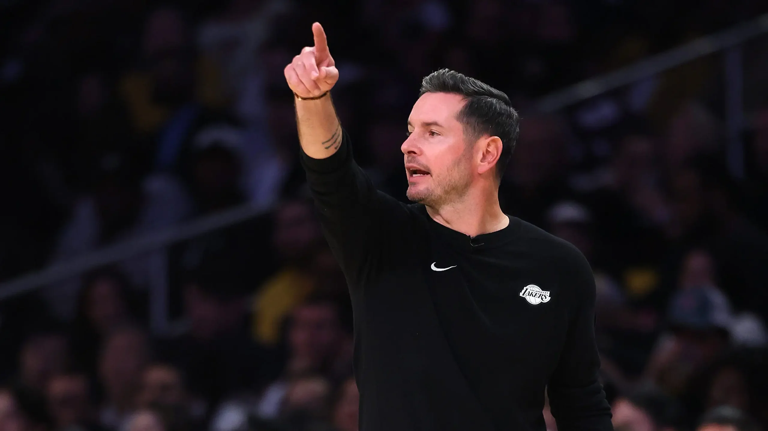Golden state warriors v los angeles lakers los angeles california october 7 e1792714045796