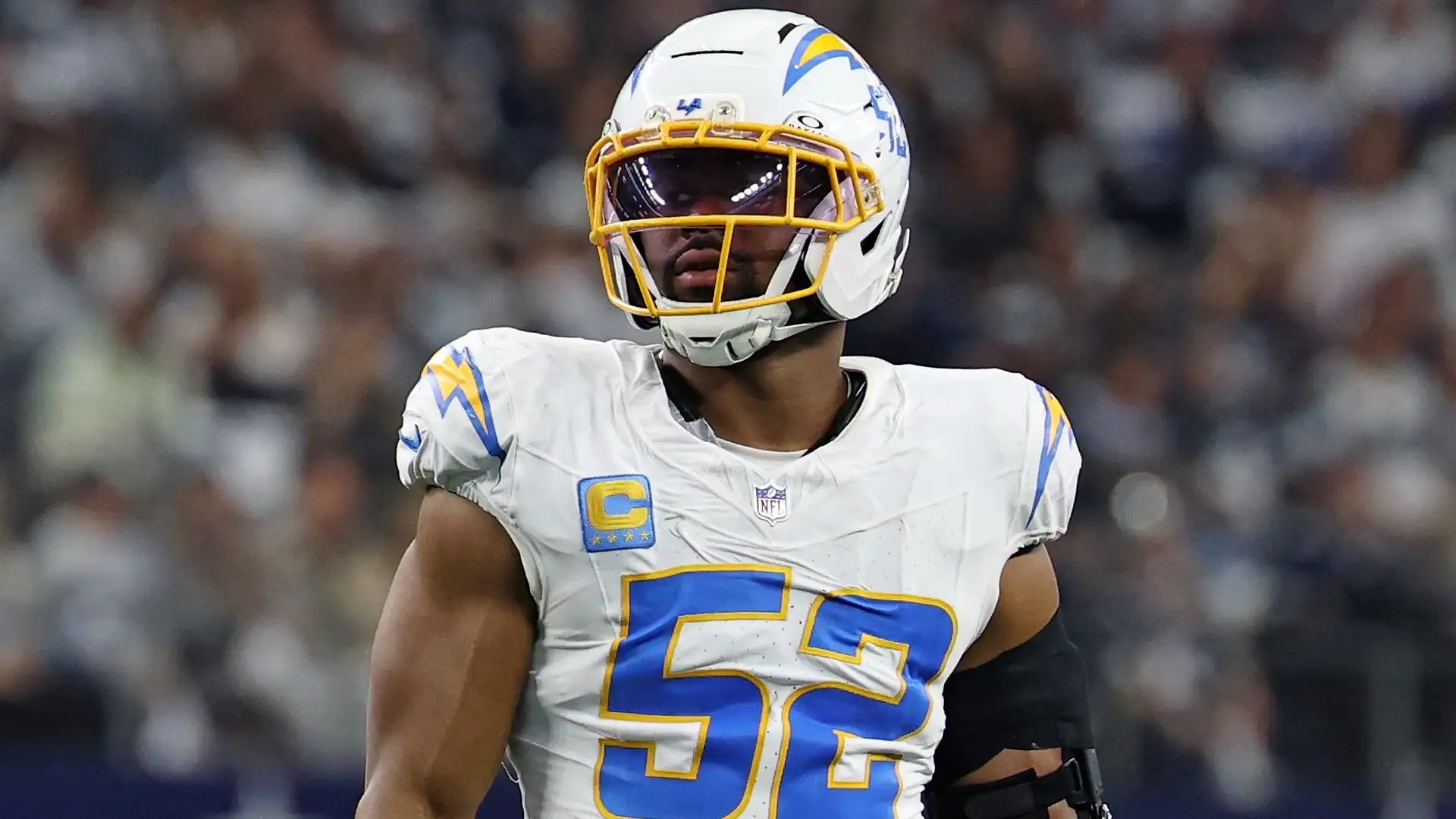 Khalil mack los angeles chargers