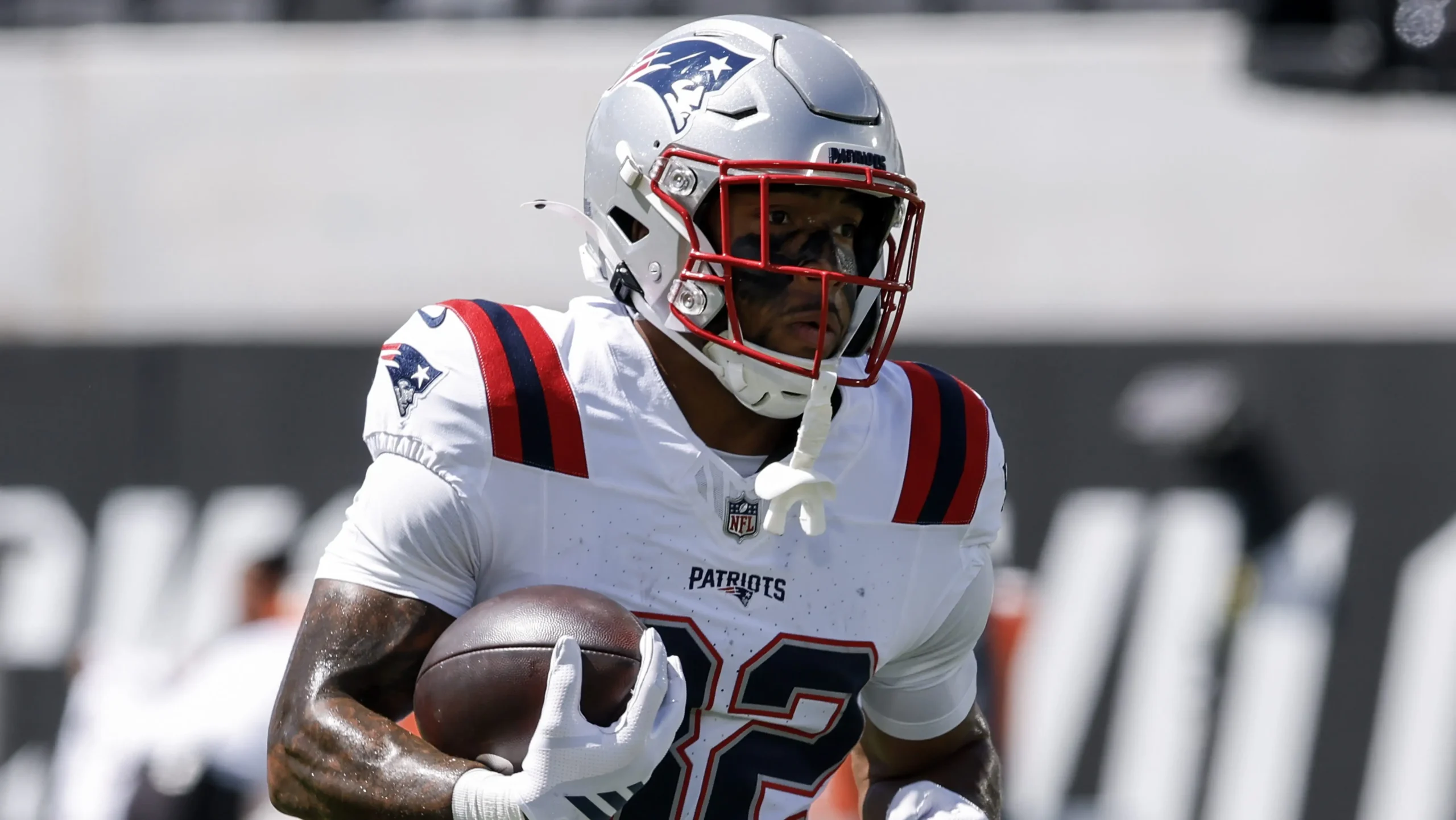 New england patriots v jacksonville jaguars jacksonville fl september 27 runningback e1791003578376