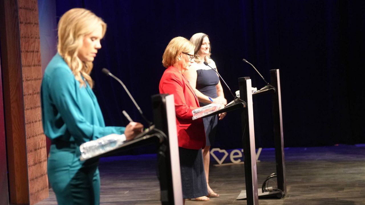 South carolina senate debate ap 26284830600901 nat 1012